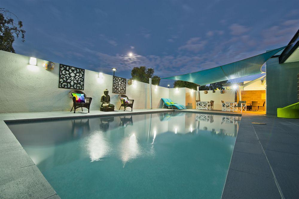 Quest Flemington Aparthotel Melbourne Bagian luar foto
