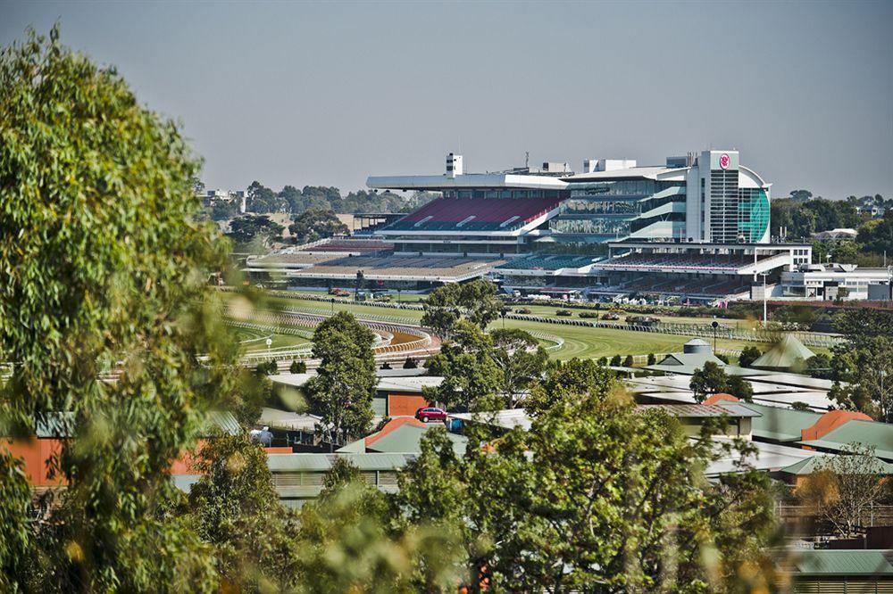 Quest Flemington Aparthotel Melbourne Bagian luar foto