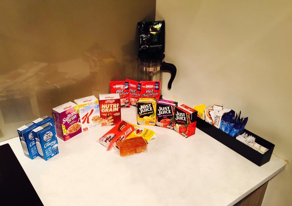 Quest Flemington Aparthotel Melbourne Bagian luar foto