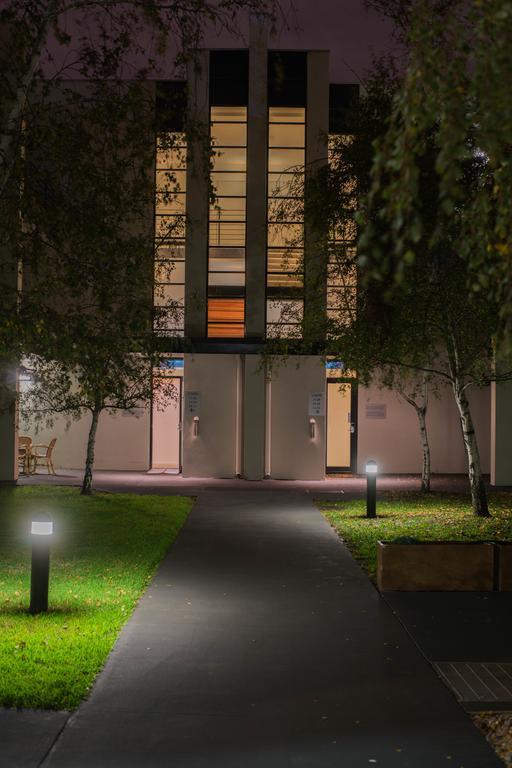 Quest Flemington Aparthotel Melbourne Bagian luar foto