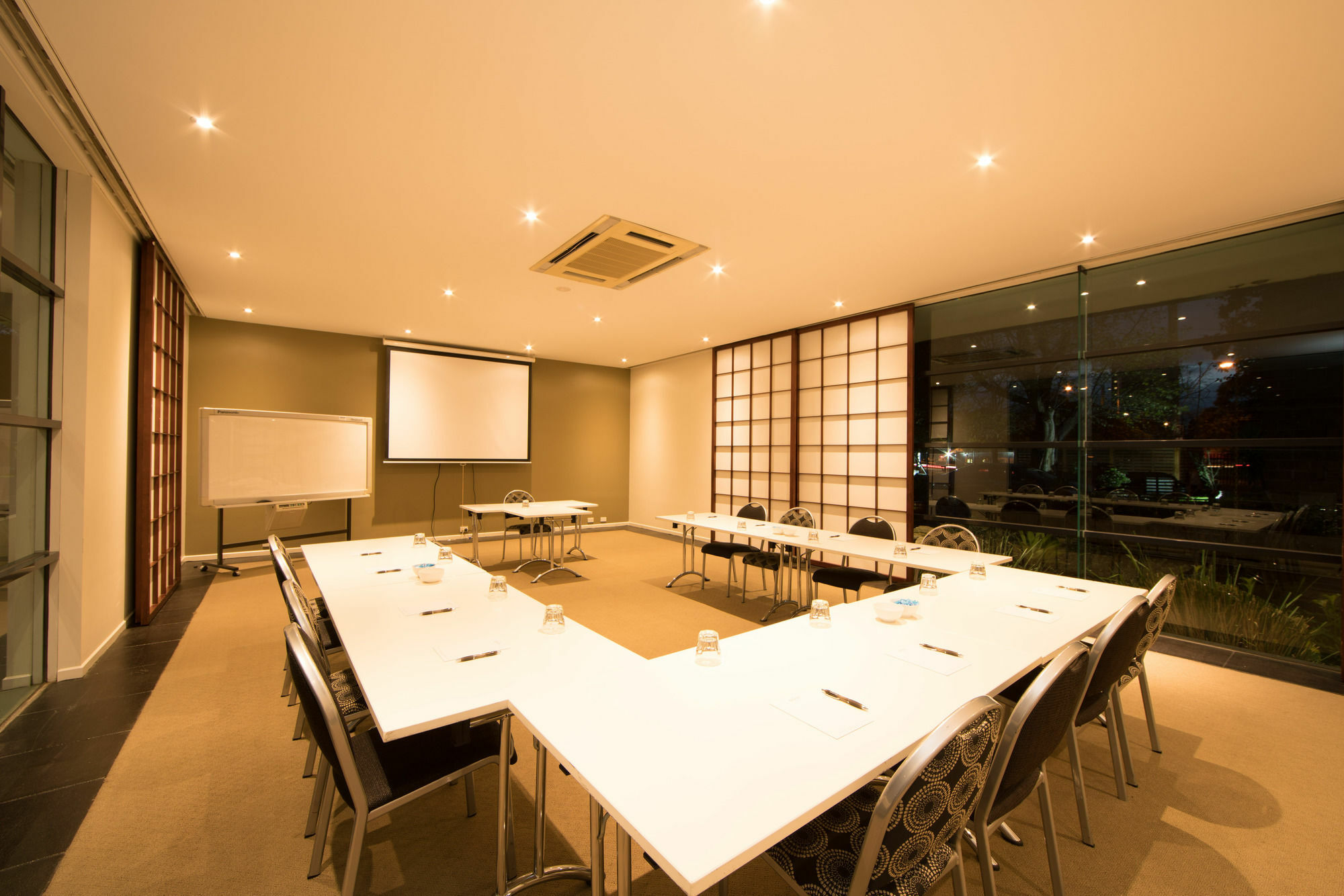 Quest Flemington Aparthotel Melbourne Bagian luar foto
